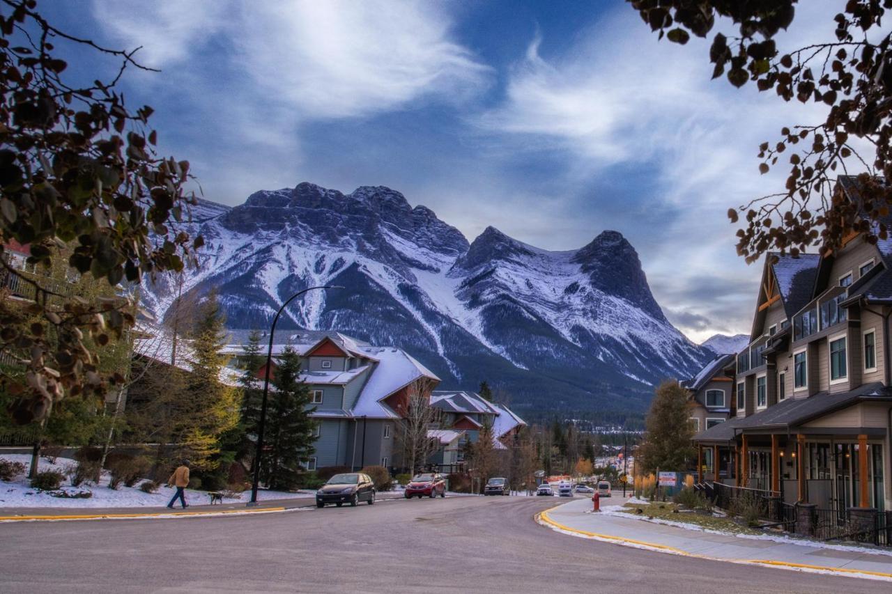 Mountain View 2 Bedroom Condo - WT Top Floor Canmore Buitenkant foto